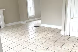 371-373 Cedar St, Aurora, IL 60506 - Photo 5