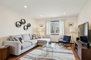 4141 Longmeadow Rd, Downers Grove, IL 60515 - Photo 17