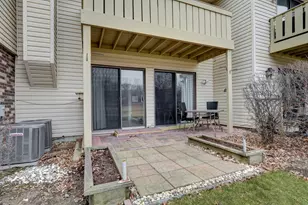 5231 Rockpointe Ct, Gurnee, IL 60031 - Photo 19