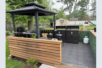 684 Pfingsten Road, Northbrook, IL 60062 - Photo 7