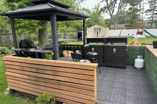 684 Pfingsten Rd, Northbrook, IL 60062 - Photo 7