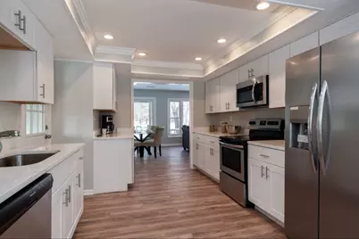 684 Pfingsten Road, Northbrook, IL 60062 - Photo 15