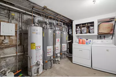 3343 N Sheffield Avenue, Chicago, IL 60657 - Photo 39