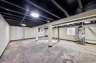 3918 W Fillmore St, Chicago, IL 60624 - Photo 45