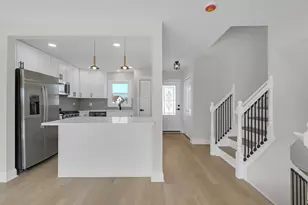 17720 Winston Dr, Country Club Hills, IL 60478 - Photo 7