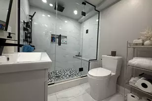 8515 N Ozanam Ave, Niles, IL 60714 - Photo 21