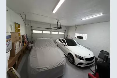 8515 N Ozanam Avenue, Niles, IL 60714 - Photo 23