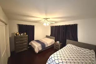 8515 N Ozanam Ave, Niles, IL 60714 - Photo 13