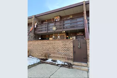 203 Kenneth Circle, Elgin, IL 60120 - Photo 1