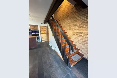 203 Kenneth Circle, Elgin, IL 60120 - Photo 5