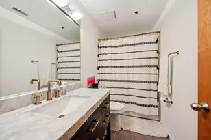 215 N Aberdeen St, Chicago, IL 60607 - Photo 13