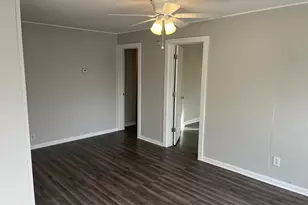 702 E Joliet St, Ottawa, IL 61350 - Photo 5