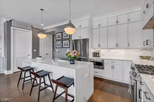 5748 N Hermitage Ave, Chicago, IL 60660 - Photo 5