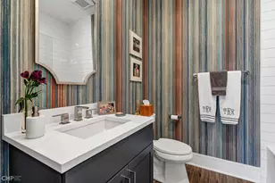 5748 N Hermitage Ave, Chicago, IL 60660 - Photo 21