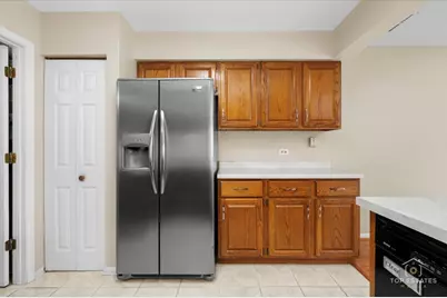 616 Manomet Court, Schaumburg, IL 60173 - Photo 9