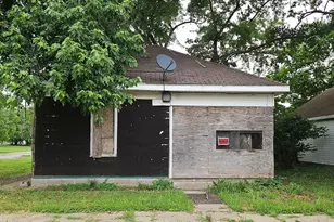 311 Vogel Ave, Lowell, IL 62927 - Photo 1