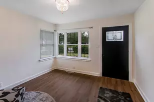 130 S Park Rd, Joliet, IL 60433 - Photo 7