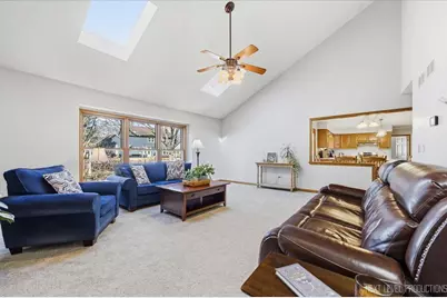 628 Flock Avenue, Naperville, IL 60565 - Photo 9