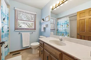 628 Flock Ave, Naperville, IL 60565 - Photo 21