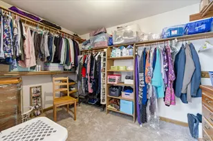 628 Flock Ave, Naperville, IL 60565 - Photo 17