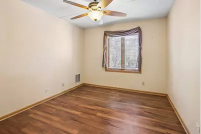 5225 N Riversedge Terrace #201, Chicago, IL 60630 - Photo 15