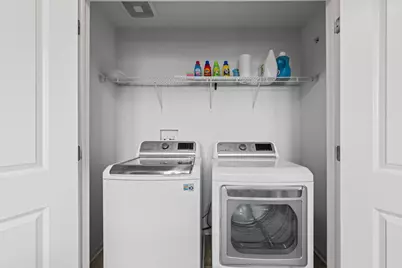 1160 Evergreen Avenue, Des Plaines, IL 60016 - Photo 17