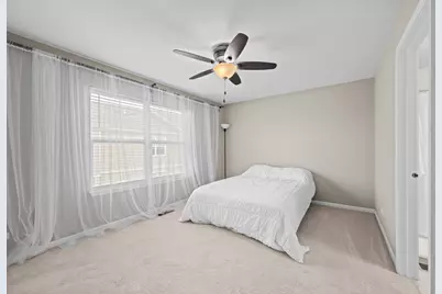 1160 Evergreen Avenue, Des Plaines, IL 60016 - Photo 11