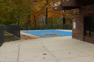 120 Lakeview Dr, Bloomingdale, IL 60108 - Photo 9