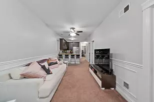 3138 N Elston Ave, Chicago, IL 60618 - Photo 3