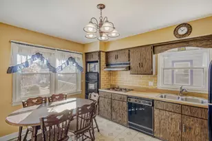 3659 Madison St, Lansing, IL 60438 - Photo 9