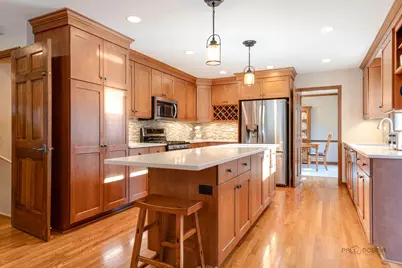 331 E Winchester Road, Libertyville, IL 60048 - Photo 11