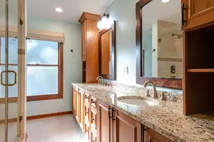 331 E Winchester Rd, Libertyville, IL 60048 - Photo 37