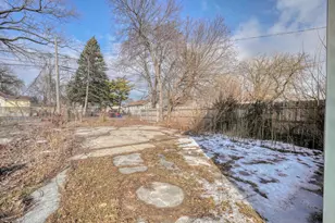 1020 W 104th Pl, Chicago, IL 60643 - Photo 15