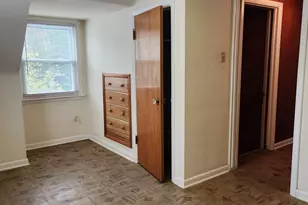 1374 Kenilworth Dr, Calumet City, IL 60409 - Photo 13