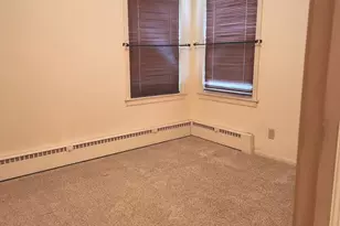 1374 Kenilworth Dr, Calumet City, IL 60409 - Photo 9