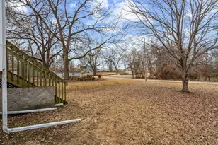 217 12th St, East Moline, IL 61244 - Photo 3