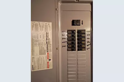 217 12th Street, East Moline, IL 61244 - Photo 17