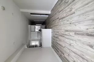 2904 W Nelson St, Chicago, IL 60618 - Photo 7