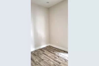 2904 W Nelson Street #1, Chicago, IL 60618 - Photo 11