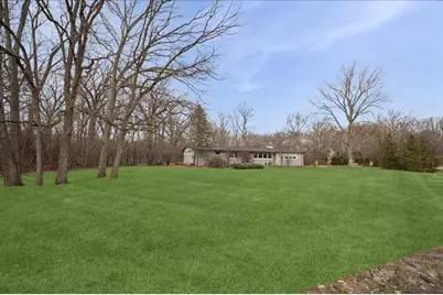 2640 Forest Glen Trail, Riverwoods, IL 60015 - Photo 35