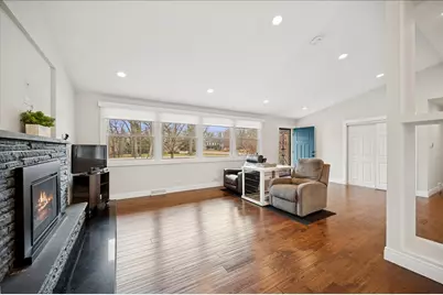 2640 Forest Glen Trail, Riverwoods, IL 60015 - Photo 3