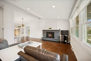 2640 Forest Glen Trail, Riverwoods, IL 60015 - Photo 5