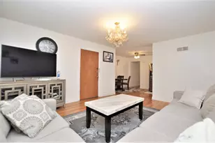 2639 W Balmoral Ave, Chicago, IL 60625 - Photo 5