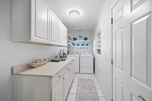 1120 N Bluebonnet Ln, Hoffman Estates, IL 60169 - Photo 25