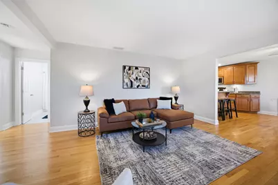 1120 N Bluebonnet Lane, Hoffman Estates, IL 60169 - Photo 7