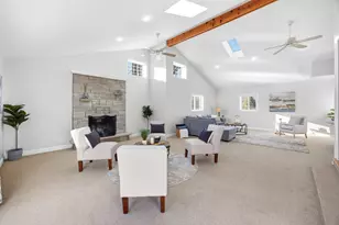 1120 N Bluebonnet Ln, Hoffman Estates, IL 60169 - Photo 13