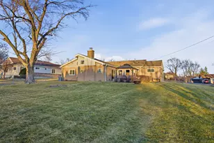 1120 N Bluebonnet Ln, Hoffman Estates, IL 60169 - Photo 31