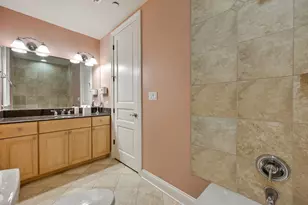 1938 N Hudson Ave, Chicago, IL 60614 - Photo 23