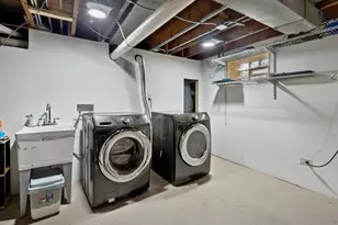 1811 Hartrey Ave, Evanston, IL 60201 - Photo 25