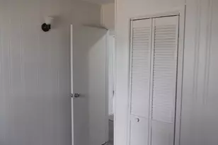 740 Hiawatha Dr, Ottawa, IL 61350 - Photo 13